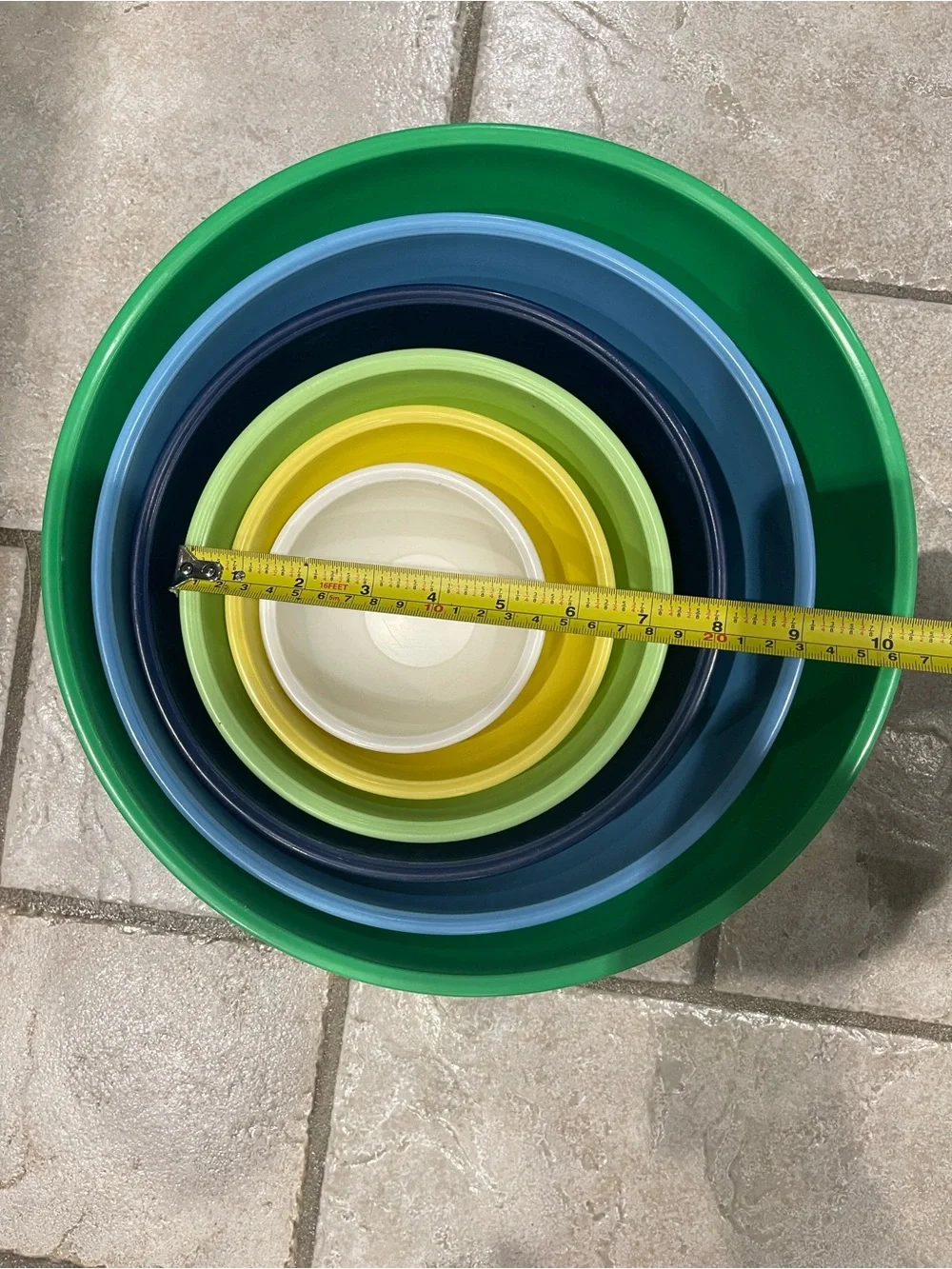 Colorful Nested Mixing Bowls - Green, lite, Dark Blue, Lite green, Yellow, White